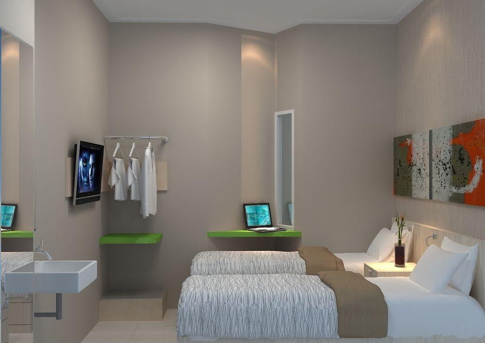 Pandanaran Hotel 3*